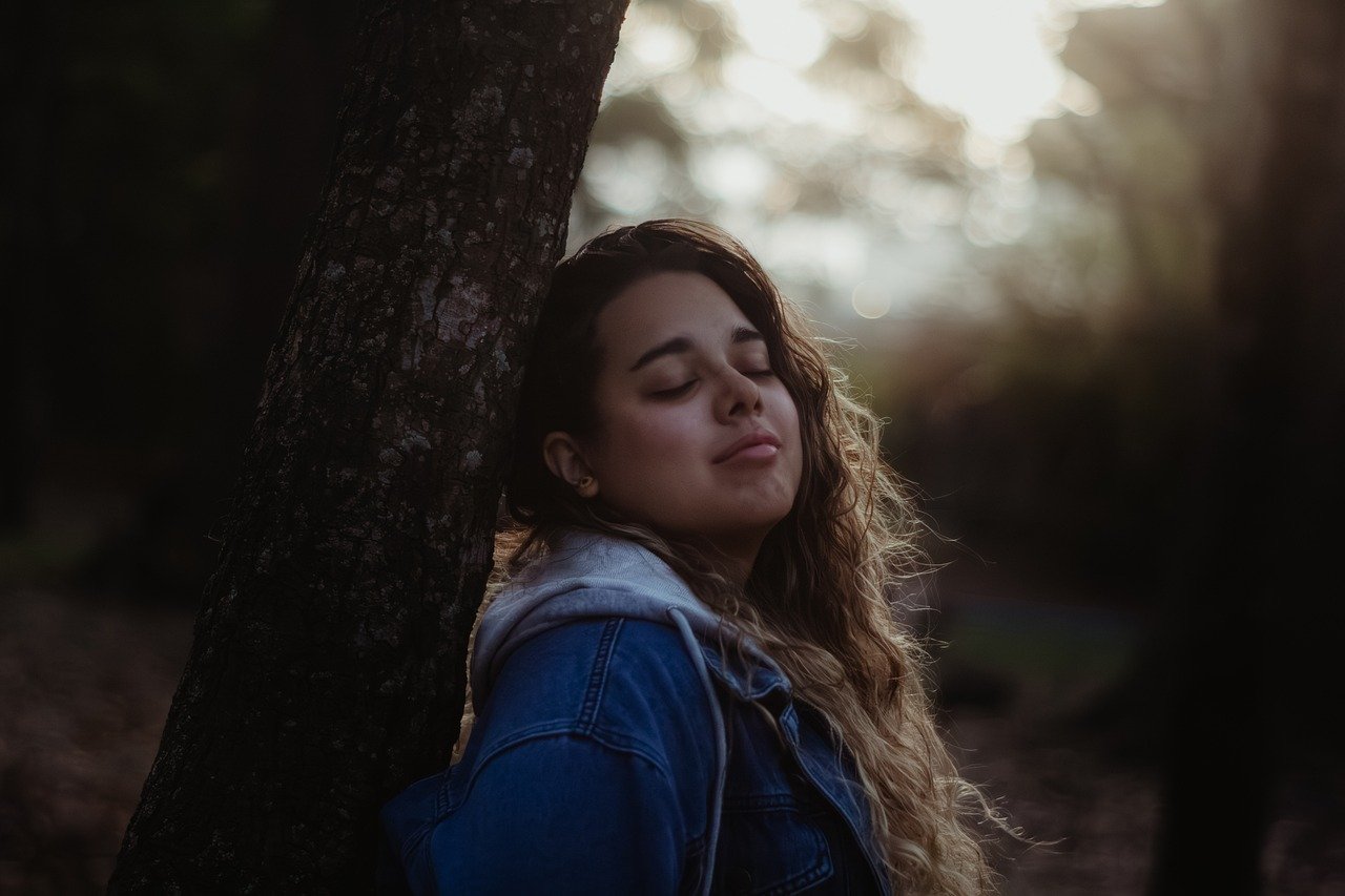 What Memory Reconsolidation Actually Means for Trauma Healing